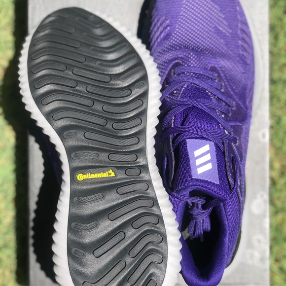 Brand new adidas men shoes purples size 10 - Picture 3 of 3